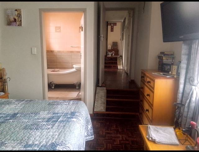 3 BEDROOM FREEHOLD FOR SALE IN MINDALORE